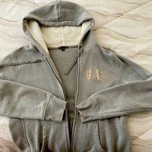 Grey hoodie with zipper